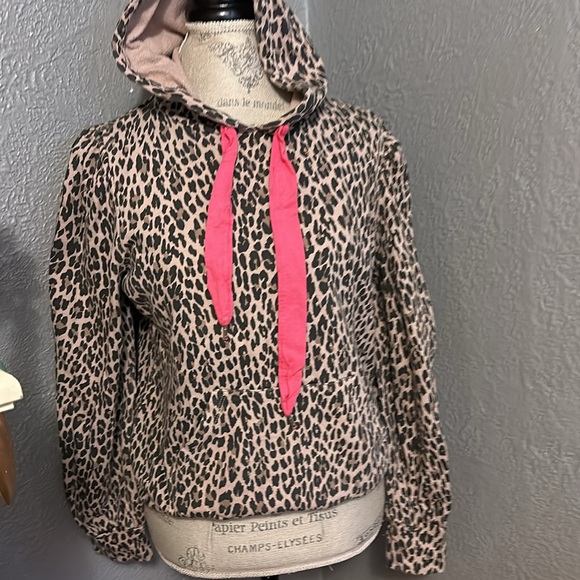 Anthropologie | t.la Weekender Leopard Sweatshirt W/Pink Strings - Picture 2 of 6